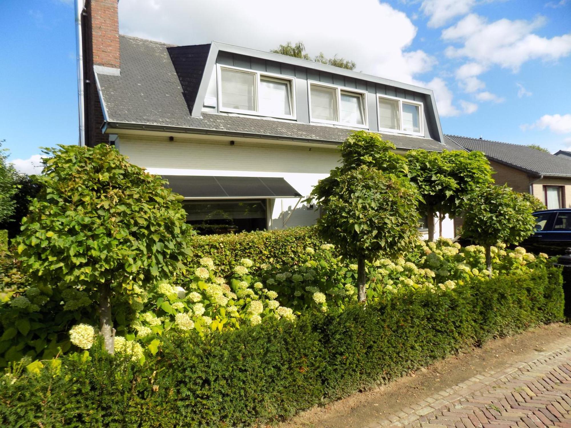 Villa Maas&Kempen Maaseik Exterior foto